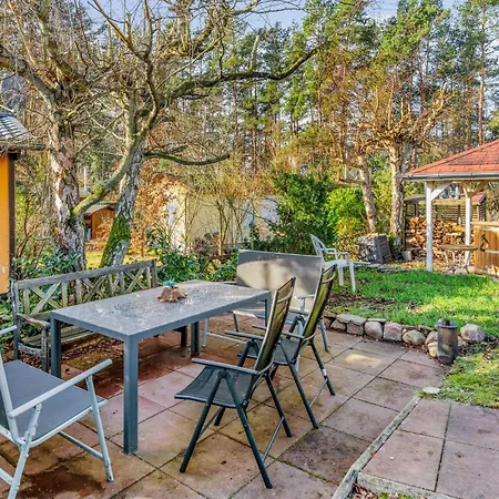 Lovely In With Kitchenette Holiday home Weitendorf